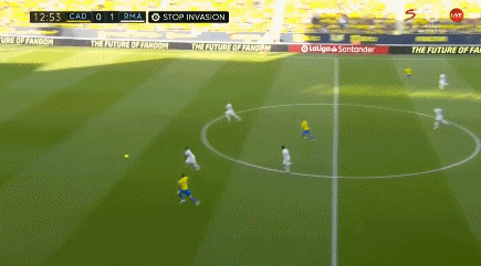 官方：利物浦传奇队明年3月将与多特传奇队踢慈善赛