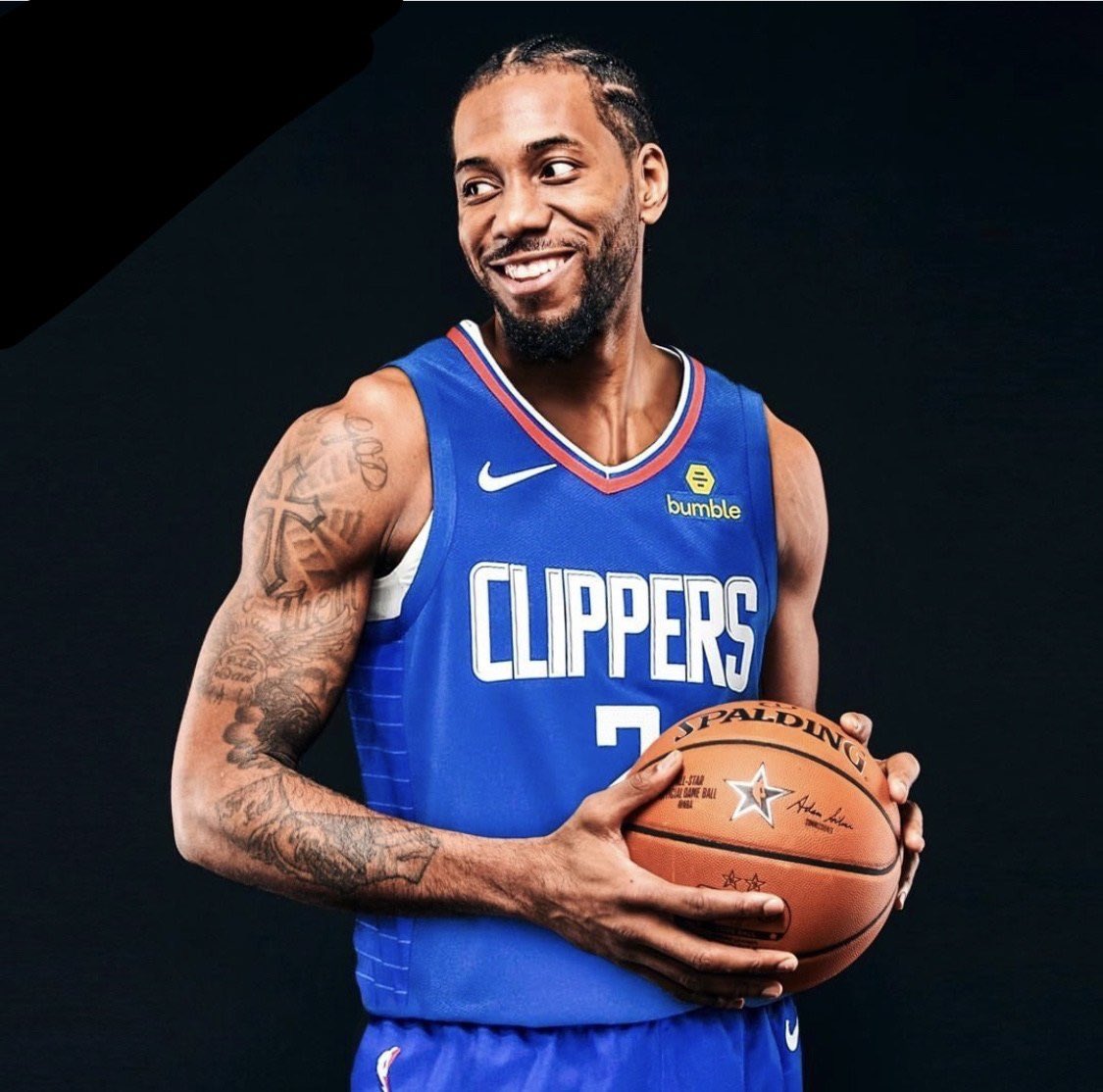 李冰冰再刷新疆雪场 你准备好冲同款雪道了吗（李冰冰重返新疆雪场，同款雪道等你来冲）