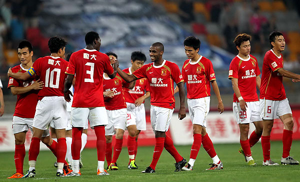 这次能否破门？巴黎近4次欧冠对拜仁有40脚射门，但一球未进（巴黎欧冠近4战对拜仁40脚射门仍零进球，这一回能否破荒？）