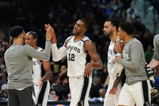 中超球队阵容分析：武汉三镇阵容变化,（武汉三镇阵容变动解析：中超球队配置新貌）